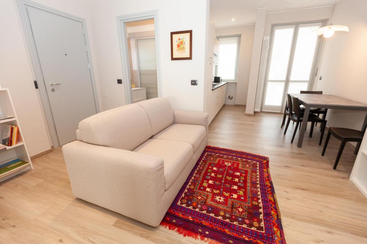 Appartement Rossini15 - Garage Privato à Alba  Extérieur photo